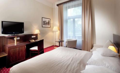 Clarion GrandZlaty Lev - 83