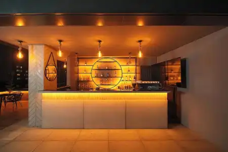 Revive Boutique - 19