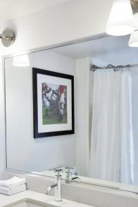 Four Points by Sheraton Philadelphia Northeast - 35