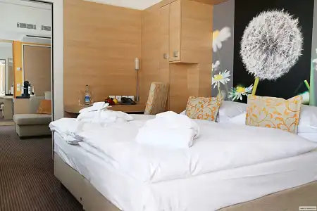 Moxy Zurich - 4
