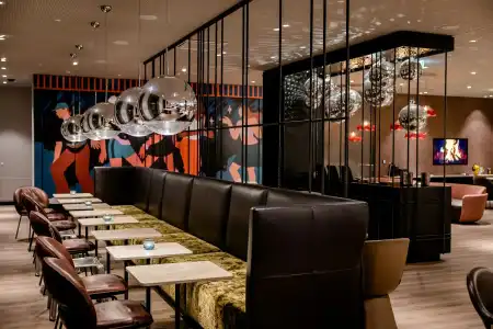 Motel One Berlin - Potsdamer Platz - 6
