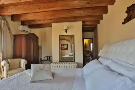 Castello Castriota Scanderbeg Suites De Charme - 30