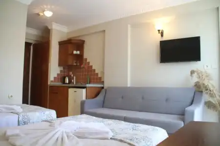 Rosy Suites - 116