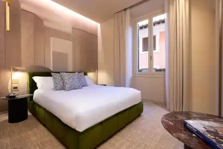 Borghese Contemporary - 2