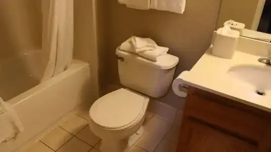 Hawthorn Extended Stay by Wyndham Wichita - 23