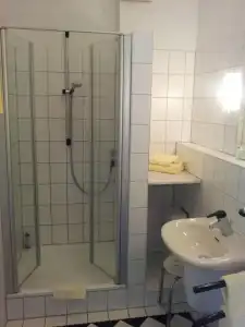 Löwen Garni - B&B - 22