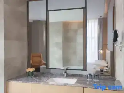 Courtyard by Marriott Zhengzhou Airport - 52