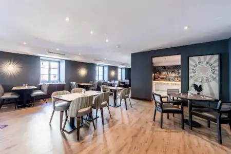 Premier Inn Passau Weisser Hase - 12