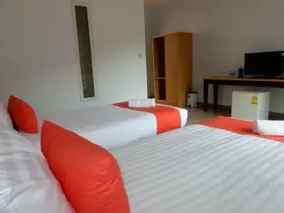Wandee Bed & Breakfast - 3