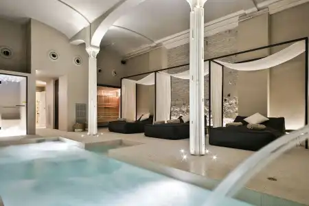 Yurbban Passage & Spa - 41
