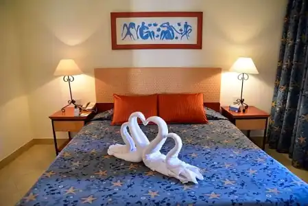 Marina Plaza, Tala Bay - 45