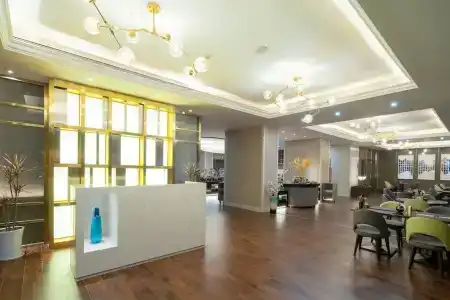 Jinjiang West Capital International - 17