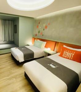 Samsen Street - 41