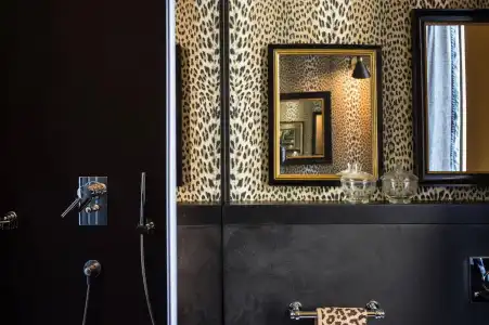Velona's Jungle Luxury Suites - 21