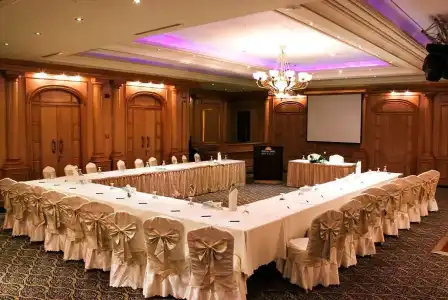Days Inn by Wyndham Suites Amman - 11