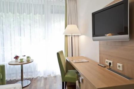 Das Schlossberg - Boutique im Park- Nahe der Therme - 43