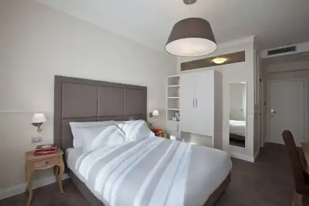 Seven Suites - 4