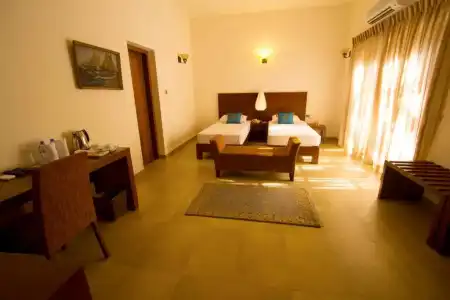 Ellen's Place - 44