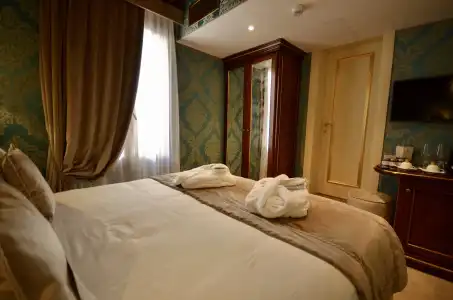 Nani Mocenigo Palace - 3