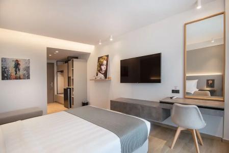 The Residences - 19