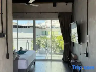 Surf & Sand Resort - 36