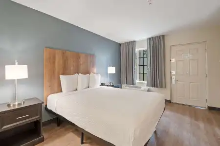 Extended Stay America Suites - Miami - Airport - Blue Lagoon - 5