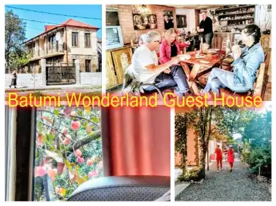 Batumi Wonderland Guest House - 62