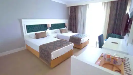 Dream World Palace - 4