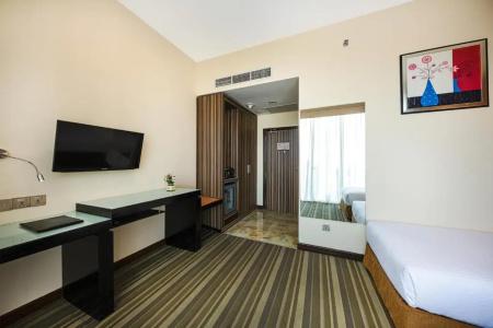 Pearl Grand By Rathna - 44