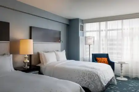 Renaissance Arlington Capital View - 55