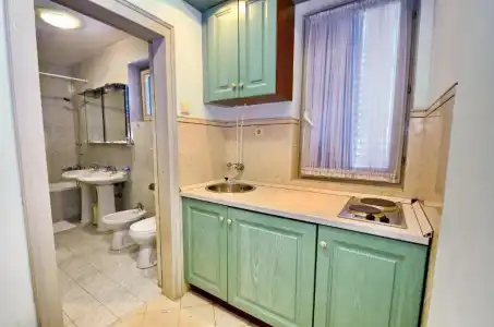 Villa Velzon Guesthouse - 79