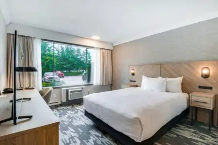 Sandman & Suites Kelowna - 40