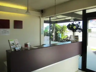Albatross Motel - 6