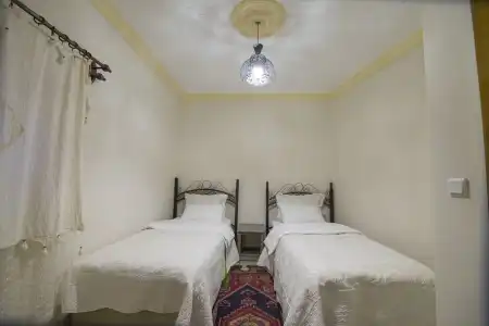 Kamelya Cave Hostel - 32