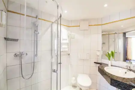 Garner Elmshorn by IHG - 60