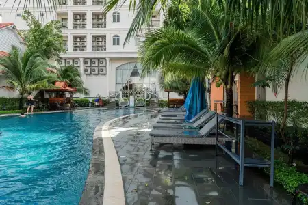 Sea Breeze Resort - 2