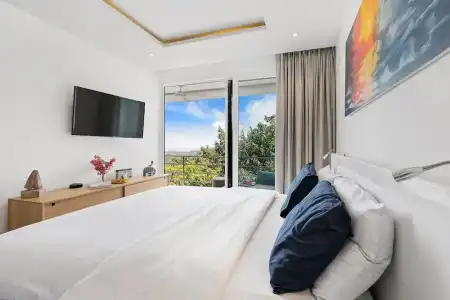 Luxury Apartment Unique Residences - 86
