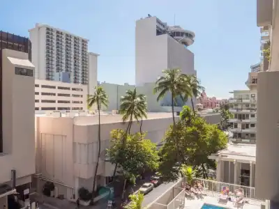 Tropical Studios at Marine Surf Waikiki - 25
