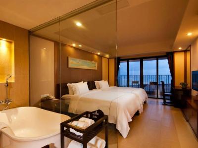 Island Skylight Resort - 1