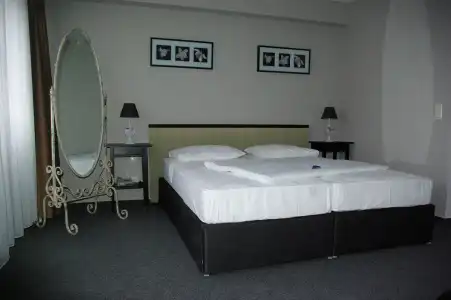 astral Inn Leipzig - 4