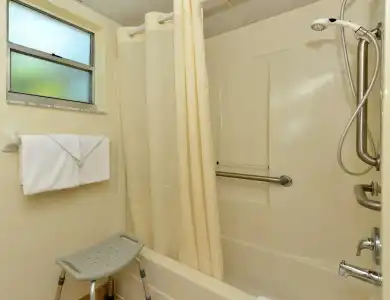 Americas Best Value Inn Bradenton Sarasota - 9