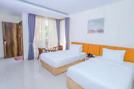 Sea Breeze Resort - 279