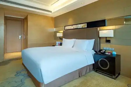 Crowne Plaza Xian by IHG - 37
