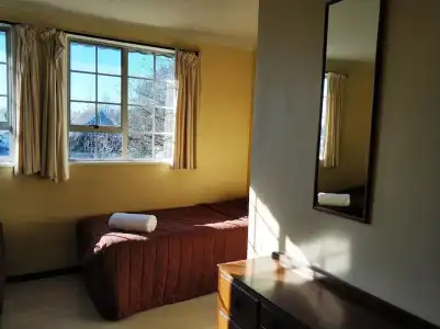 Ferry Motel - 88