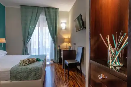 Merulana Inn Guest House - 79