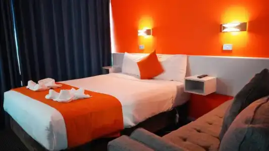 Waterfront Lodge Motel - 90