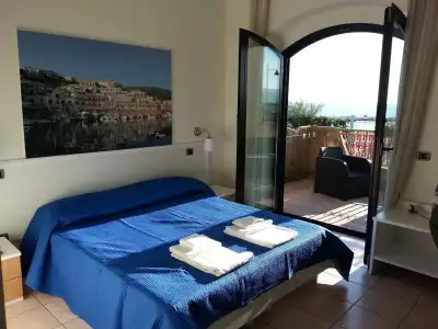 Tirreno - 1