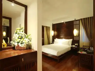 The Palmy and Spa - 48