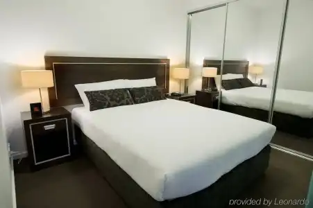 Chifley Apartments Newcastle - 2