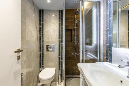 Seraglio & Suites - 129